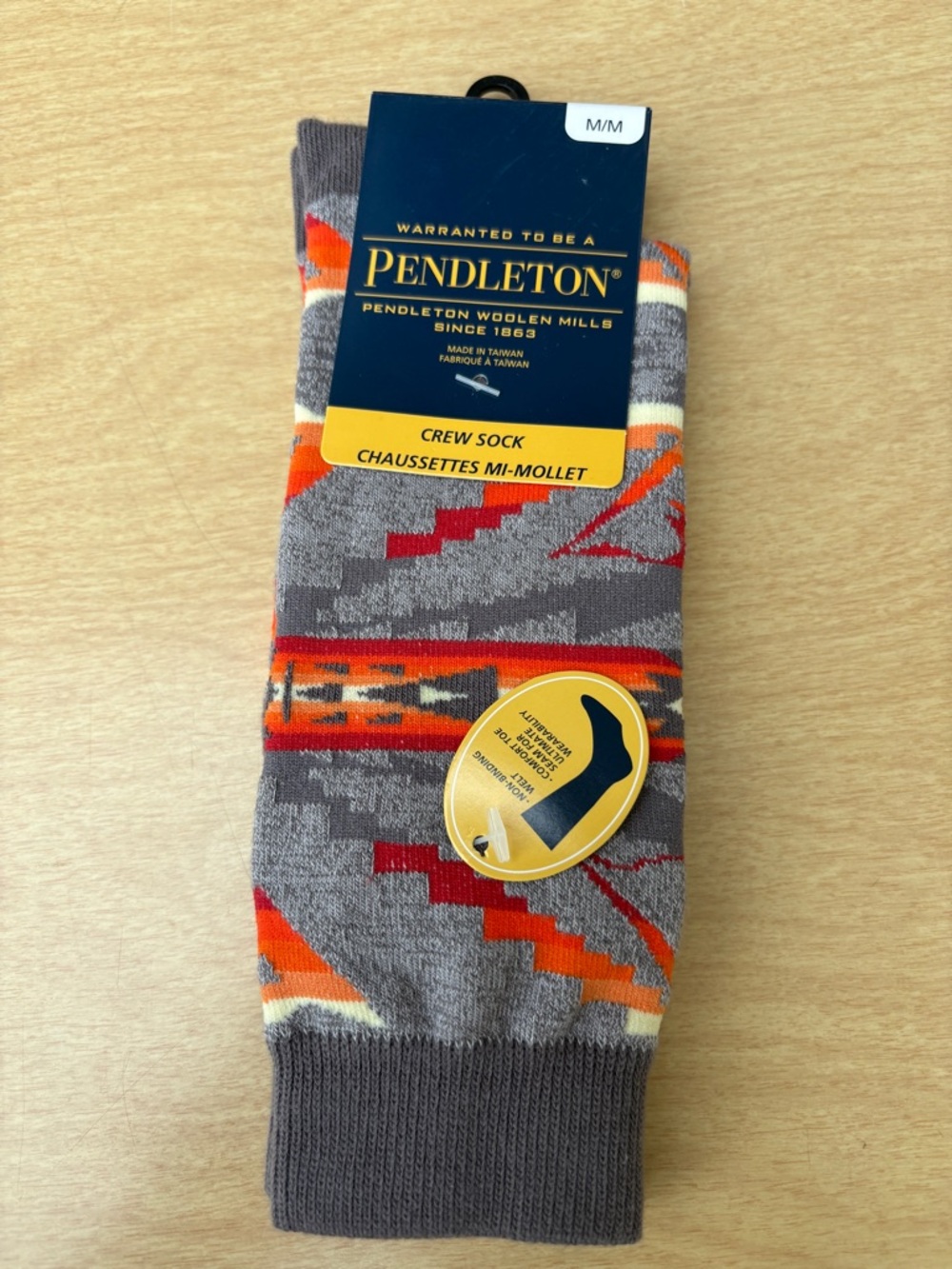 Pendleton Unisex Sierra Ridge Crew Socks NWT Sz Medium Wm’s 6-10/M’s 5-9